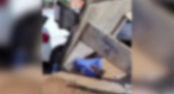 Homem morre após ser esmagado por ponto de ônibus de concreto, em Aparecida de Goiânia 